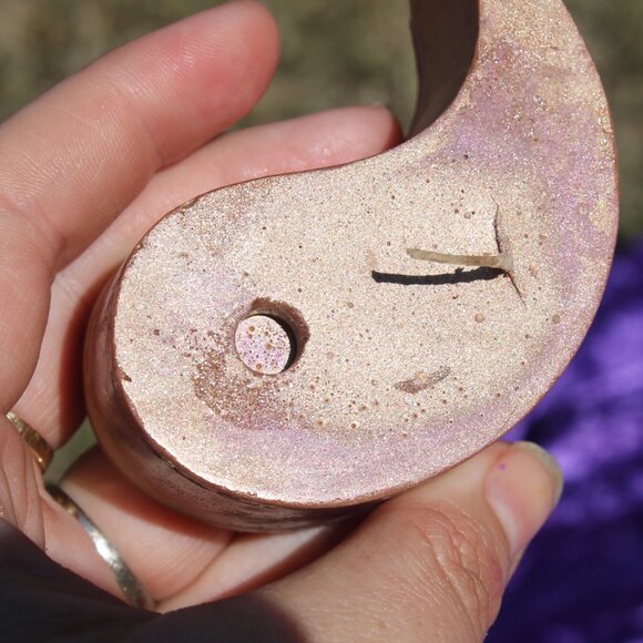 Yin Yang Candle Set in Pink and Gold - Picture 6 of 8